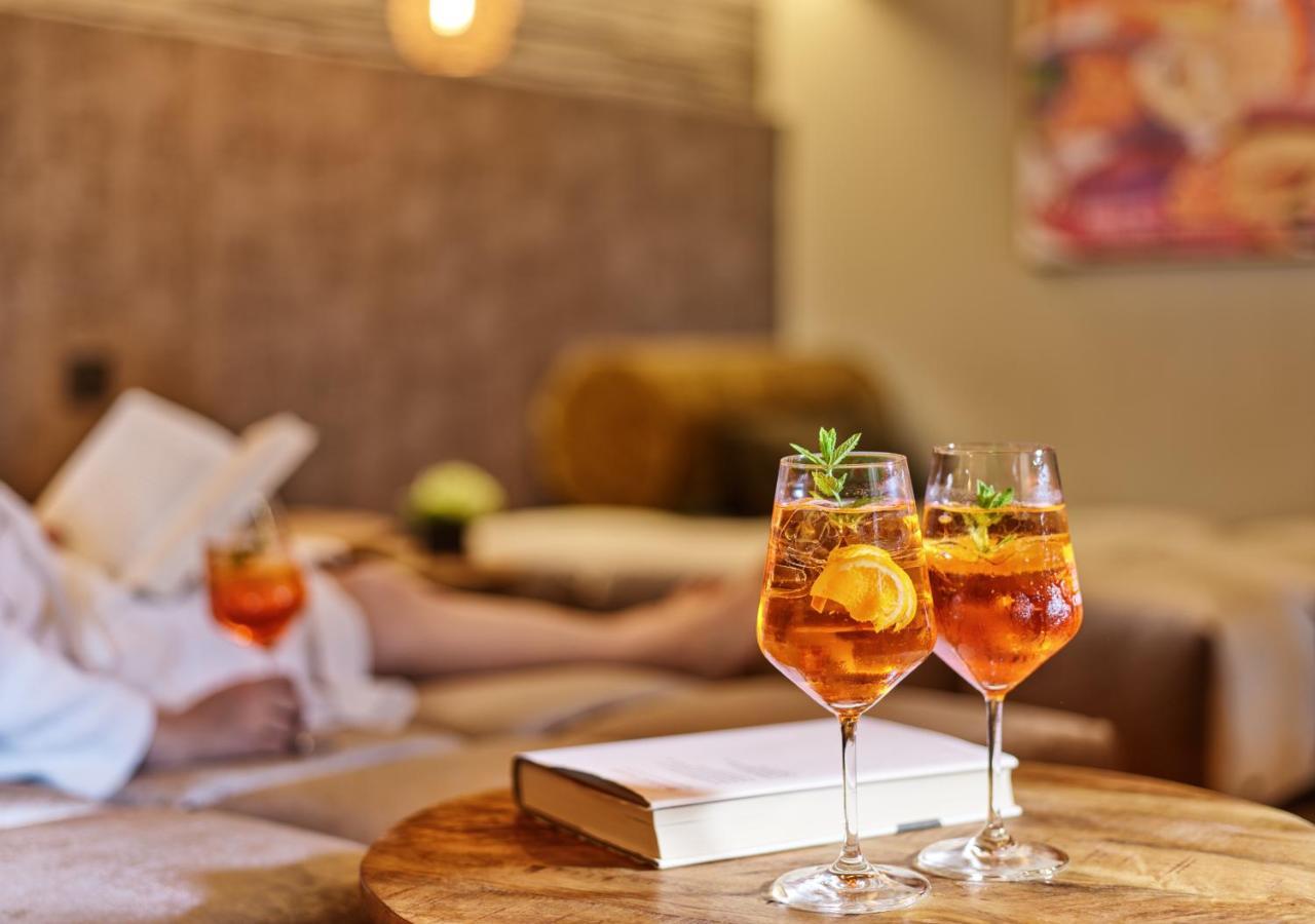 Trassem Hotel Erasmus - Mein Genuss- Und Wellnesshotel מראה חיצוני תמונה